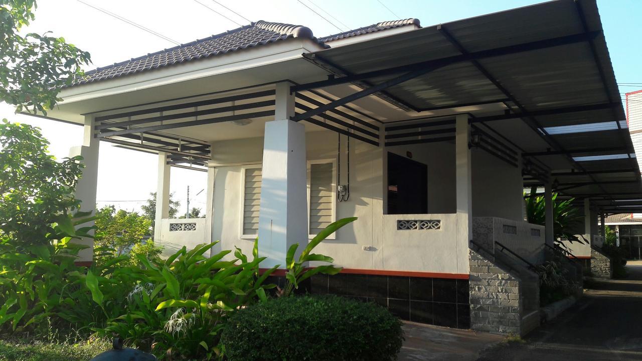 Tokyo Country Inn Nakhon Ratchasima Exterior photo